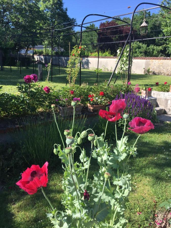 La Valiniere Bed & Breakfast Seur Bagian luar foto