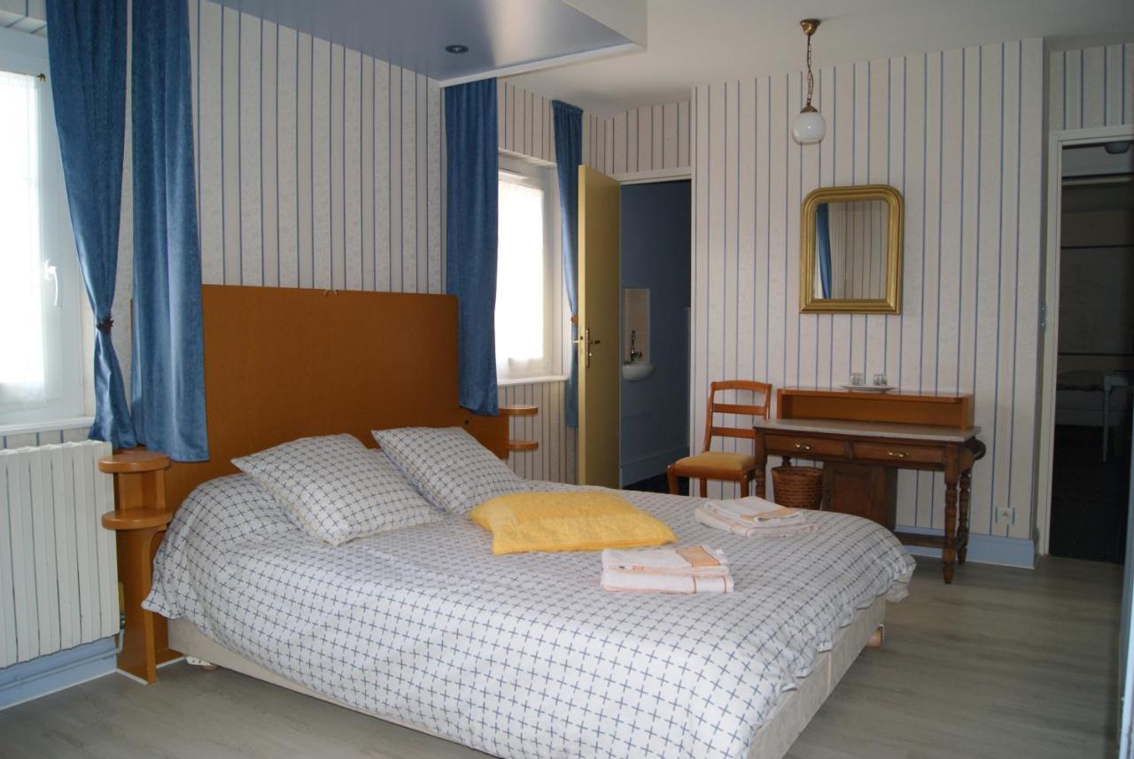 La Valiniere Bed & Breakfast Seur Bagian luar foto