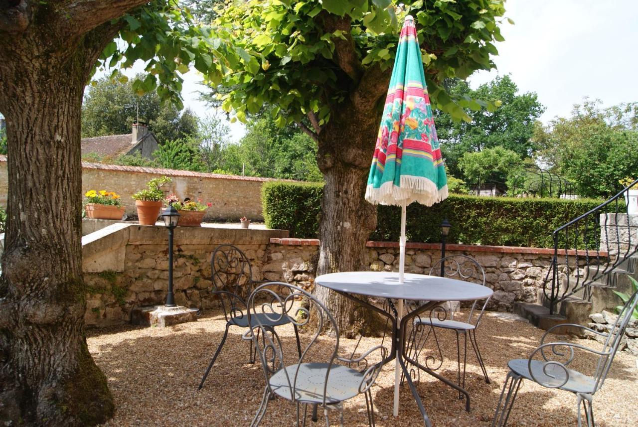 La Valiniere Bed & Breakfast Seur Bagian luar foto
