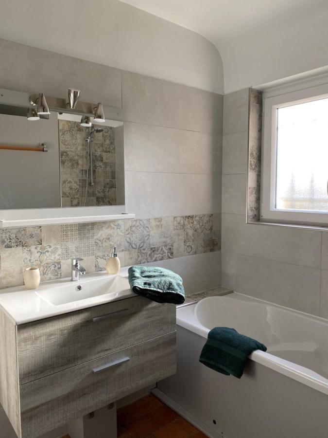 La Valiniere Bed & Breakfast Seur Bagian luar foto